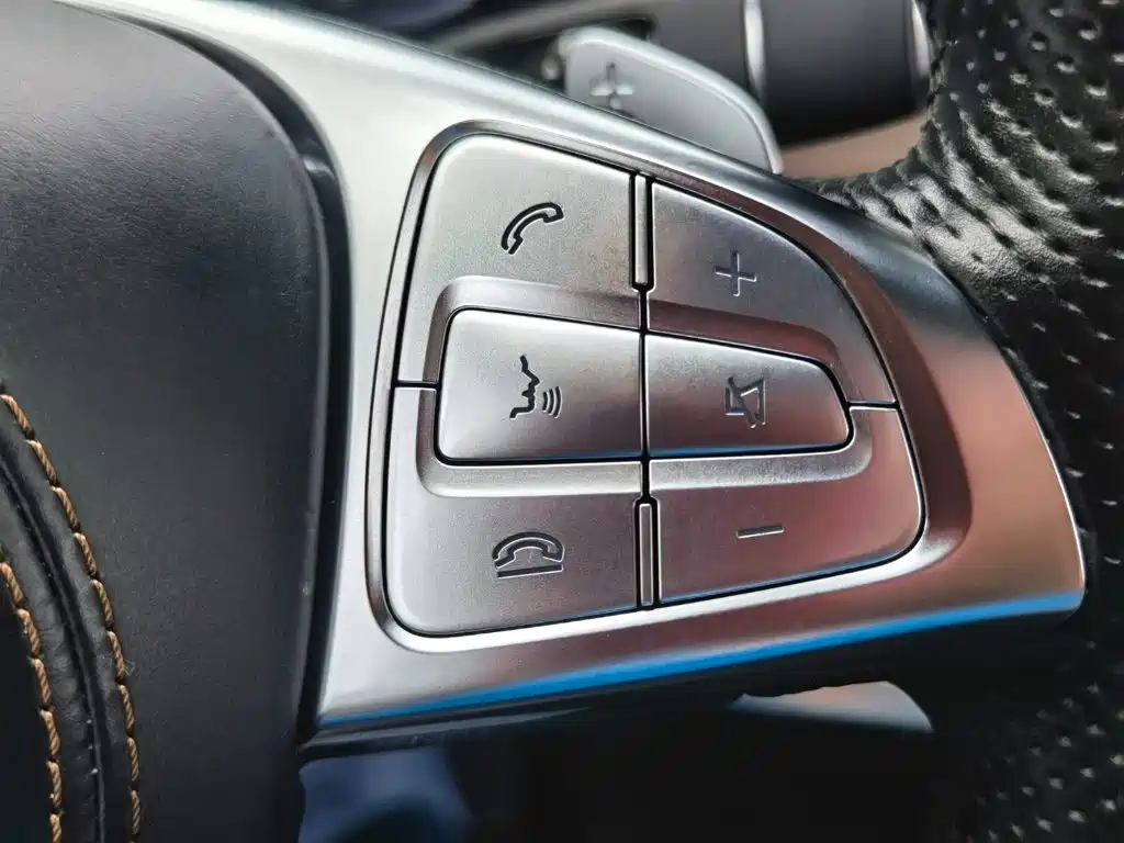 Mercedes-Benz S-Class — миниатюра 31