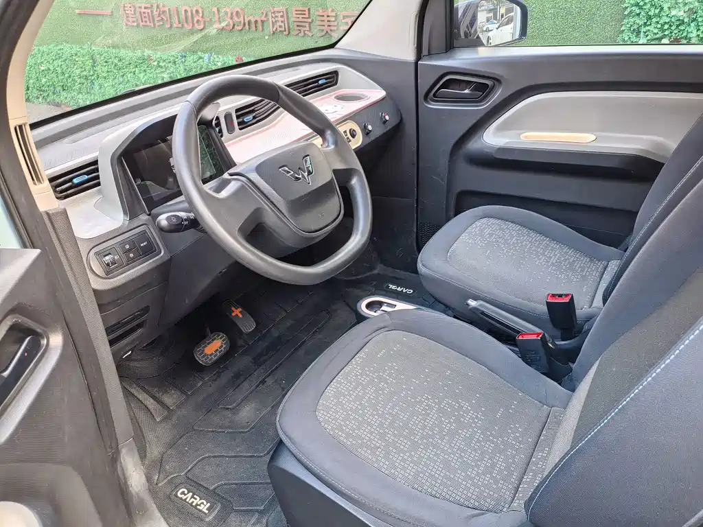 Wuling MINIEV — миниатюра 3