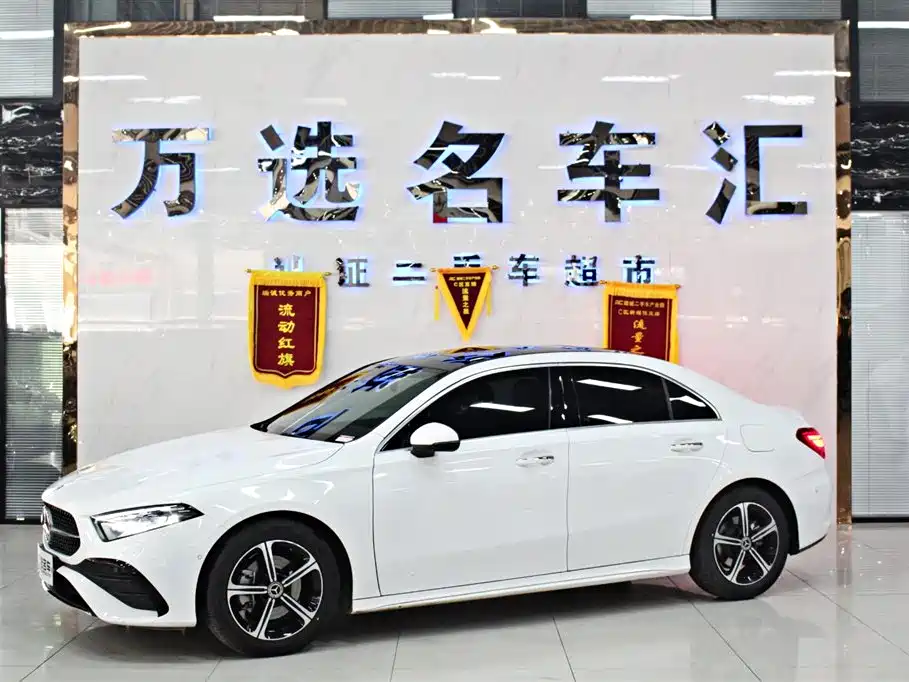 MERCEDES-BENZ A CLASS