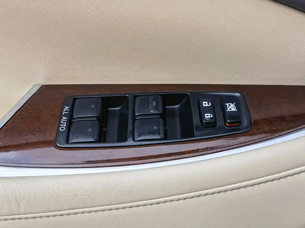 Lexus ES — миниатюра 23