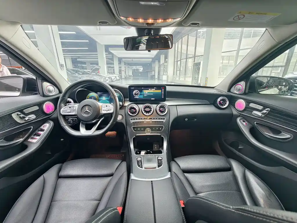 Mercedes-Benz C-Class — миниатюра 6
