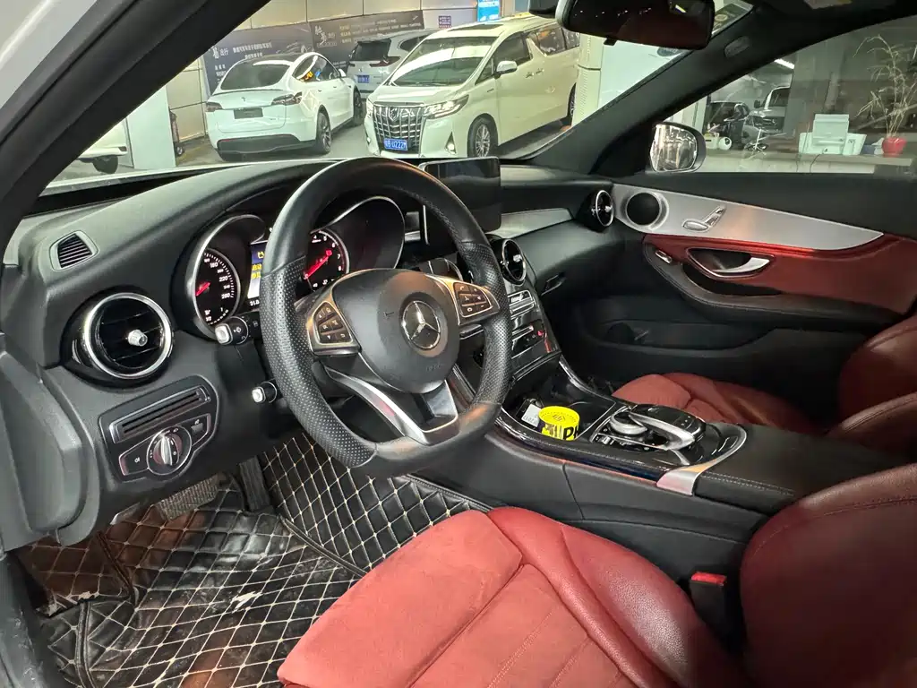Mercedes-Benz C-Class — миниатюра 8