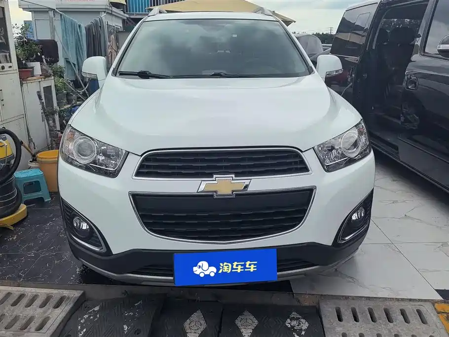 Chevrolet Captiva 2017 2.4L Luxury 7 мест