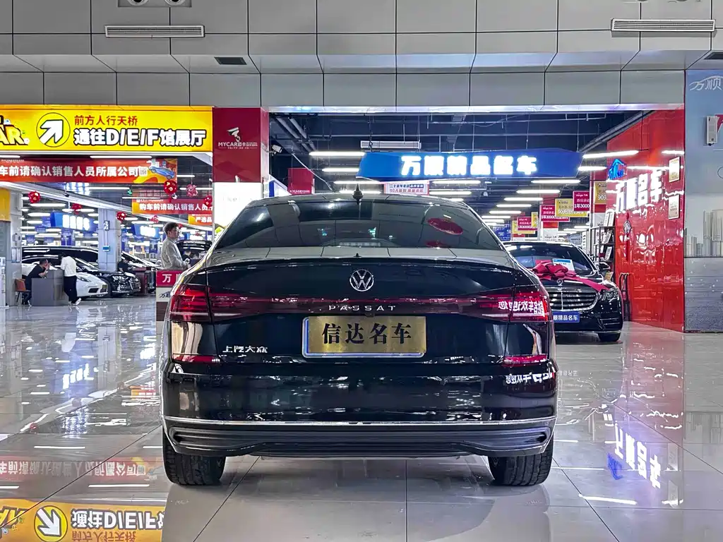 Volkswagen Passat 2025 330TSI Elite