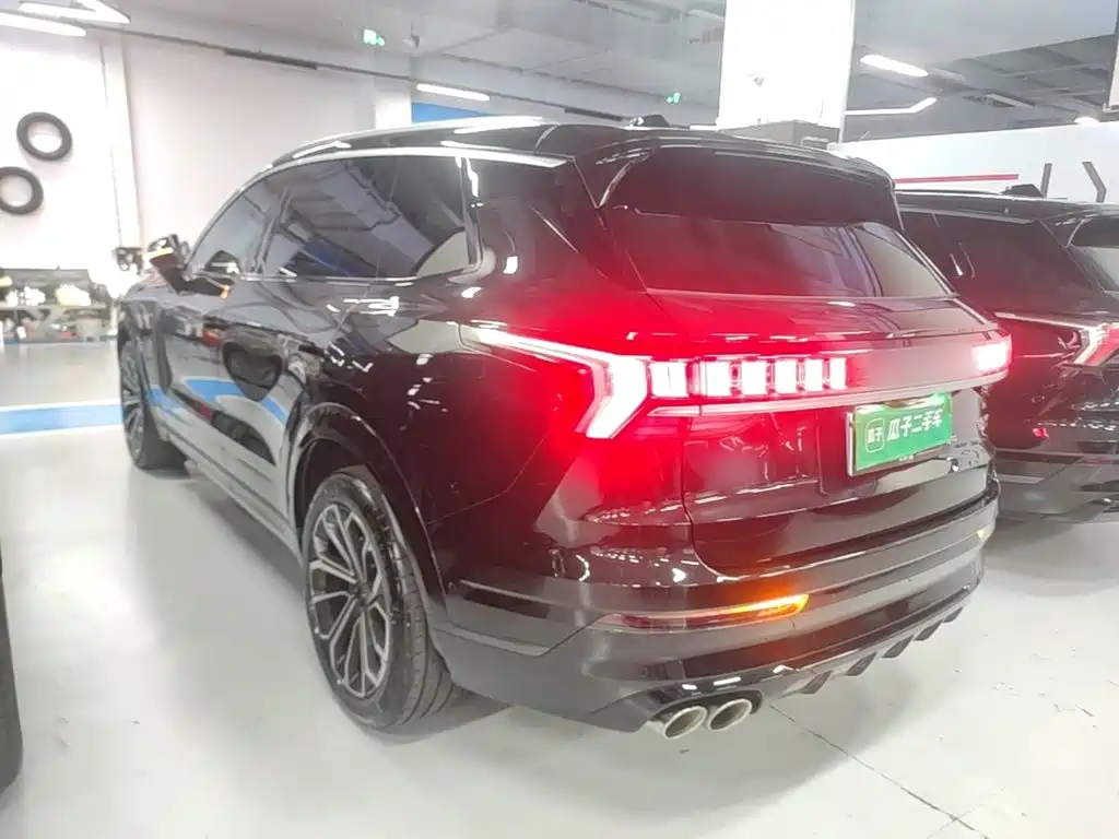 Lynk & Co 09 — миниатюра 5