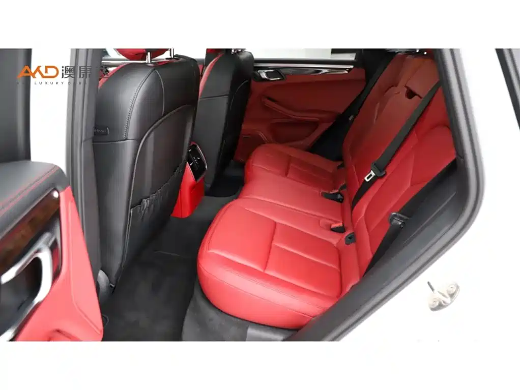 Porsche Macan — миниатюра 7