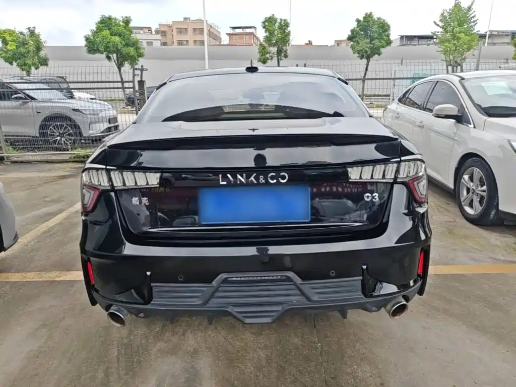 Lynk & Co 03 — миниатюра 6