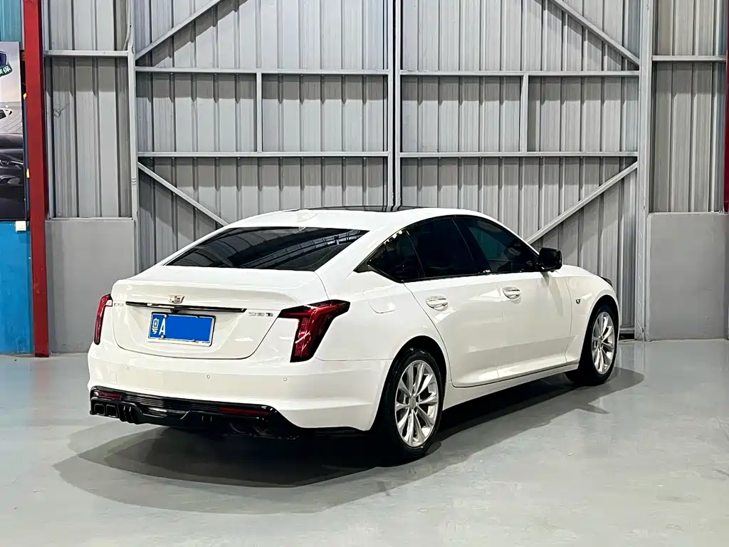 Cadillac CT5 — миниатюра 7