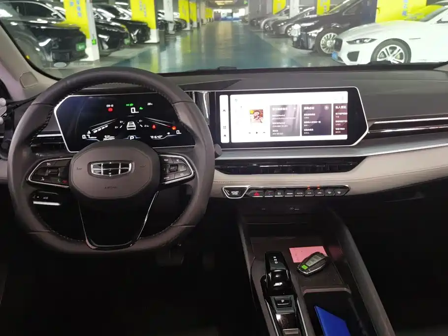 Geely Binrui — миниатюра 12