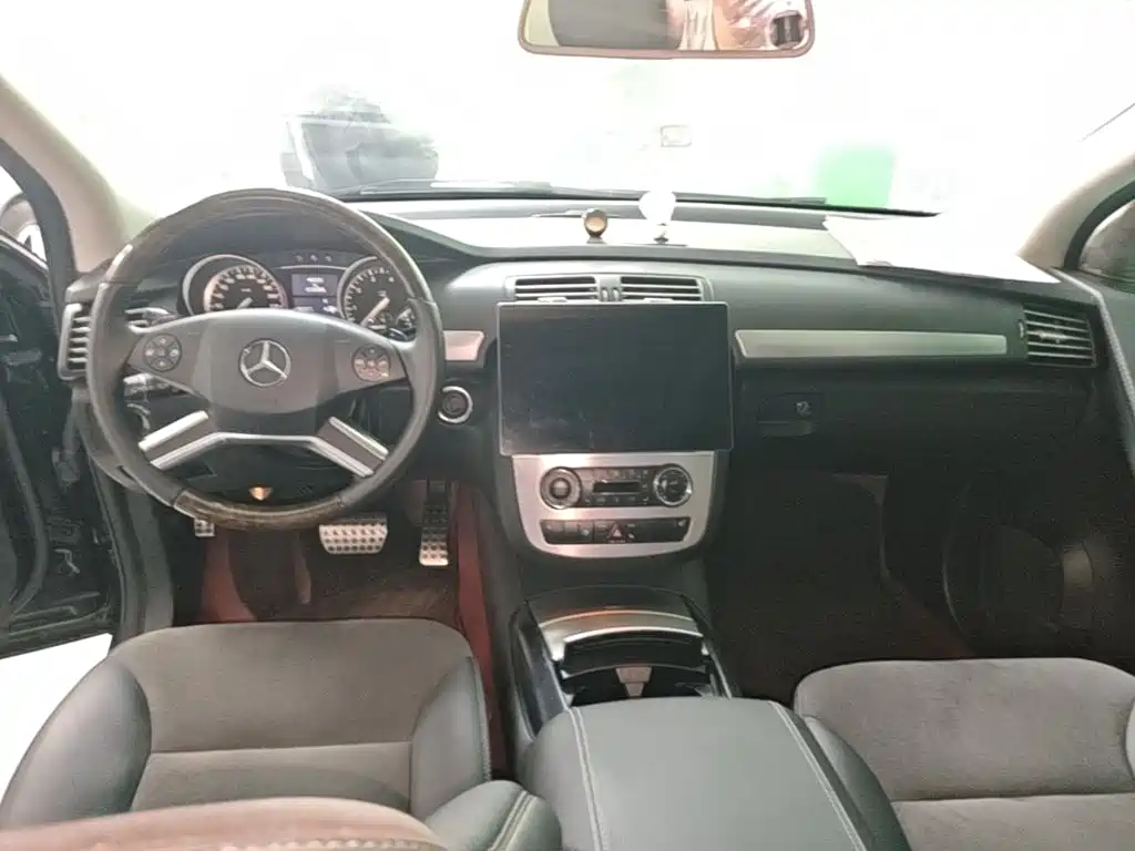 Mercedes-Benz R-Class — миниатюра 10