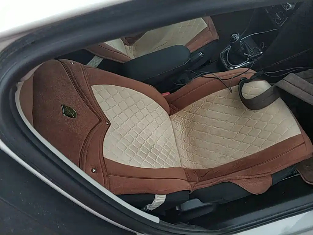 Volkswagen Jetta — миниатюра 25