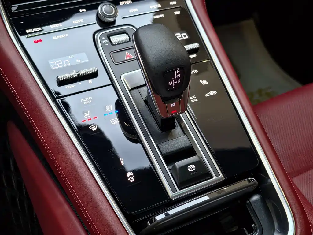 Porsche Panamera — миниатюра 17