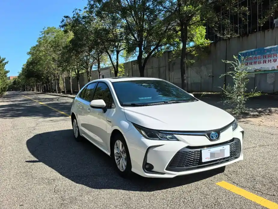 Toyota Corolla — миниатюра 3