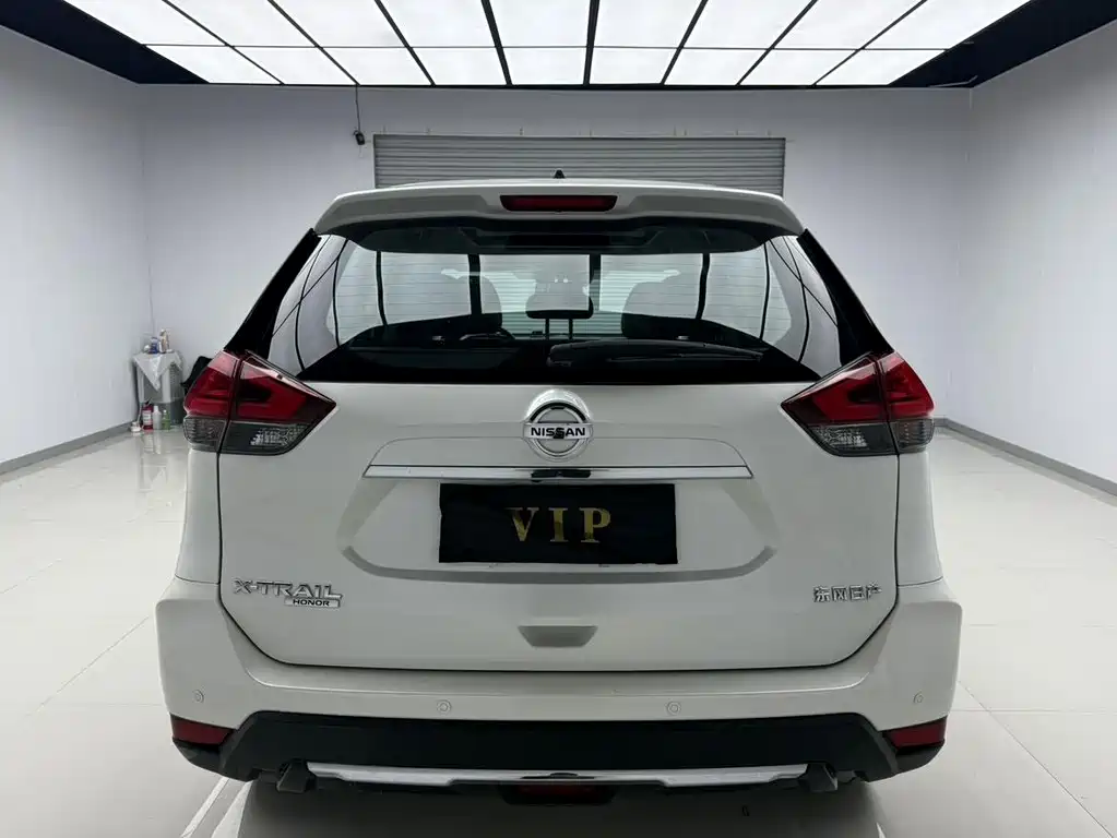 Nissan X-Trail — миниатюра 4