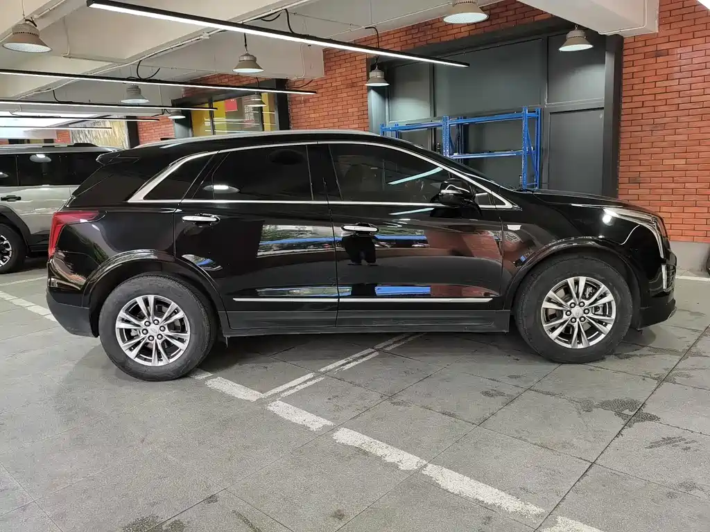 Cadillac XT5 — миниатюра 5