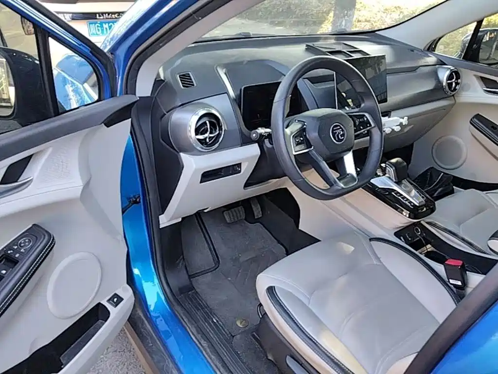 BYD Yuan Pro — миниатюра 16