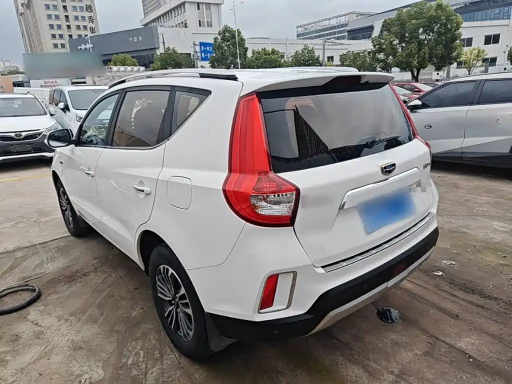 Geely Vision X6 — миниатюра 5