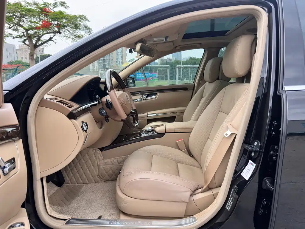 Mercedes-Benz S-Class — миниатюра 8