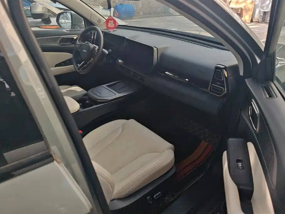 Haval Xiaolong — миниатюра 8