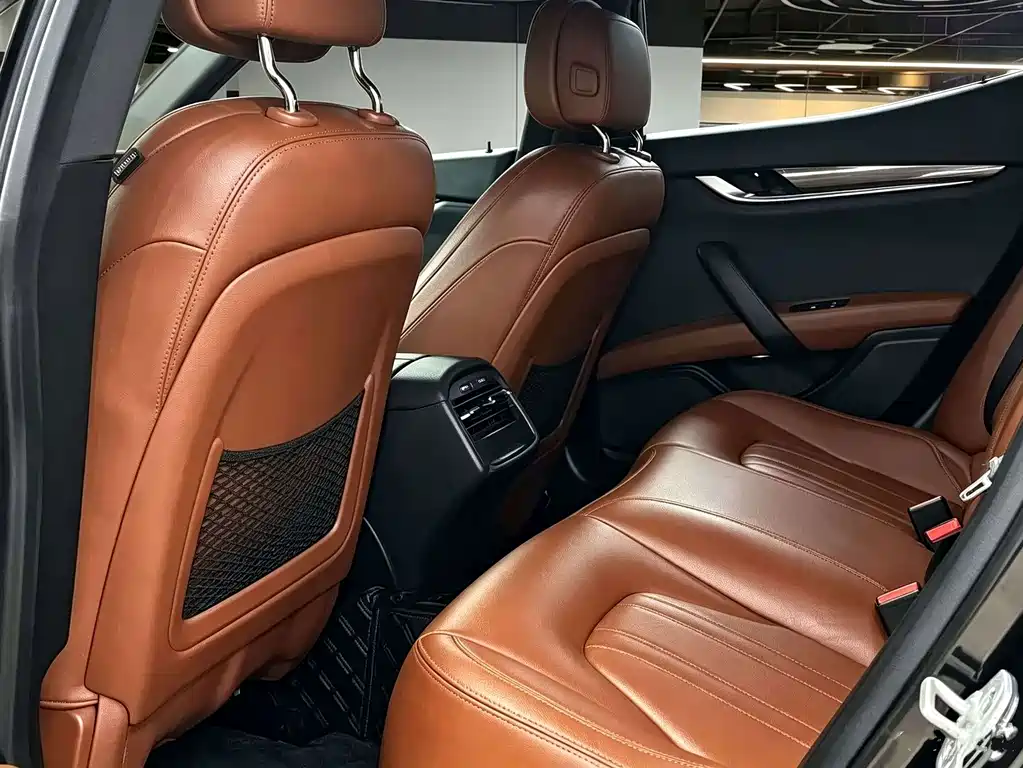 Maserati Ghibli — миниатюра 12