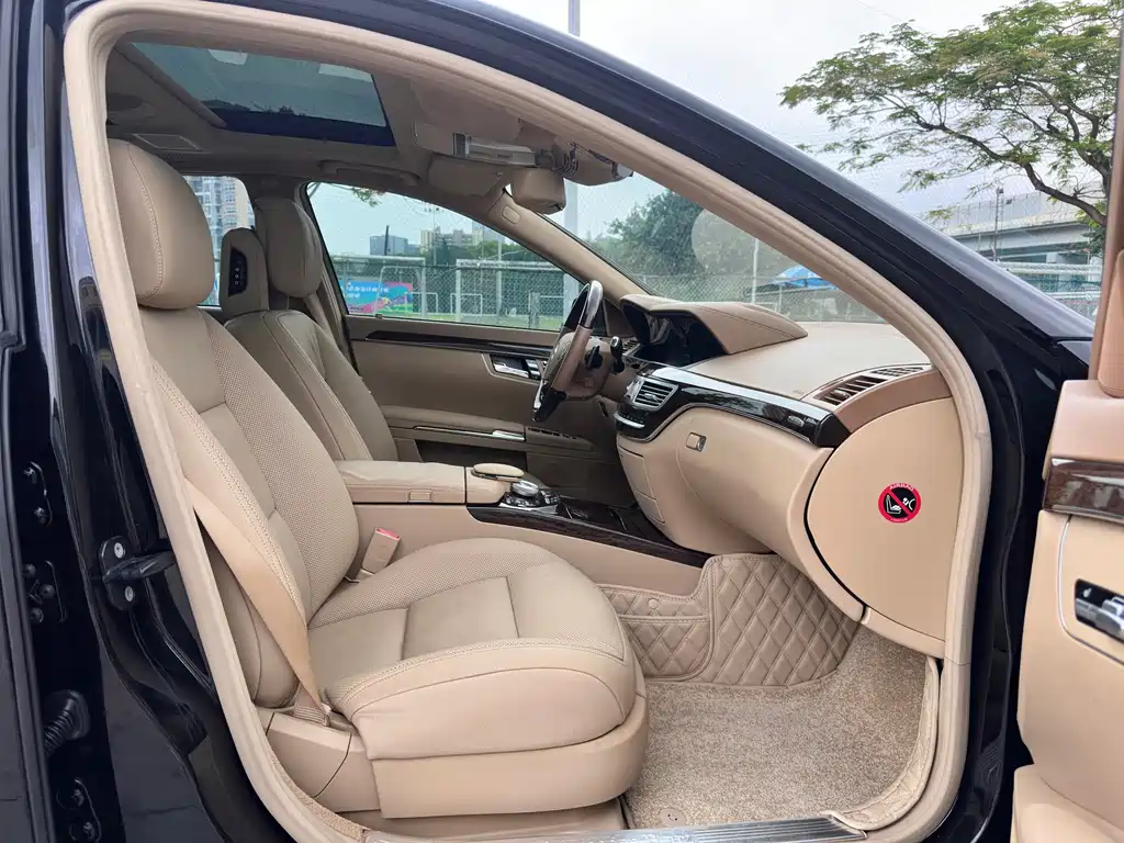 Mercedes-Benz S-Class — миниатюра 11