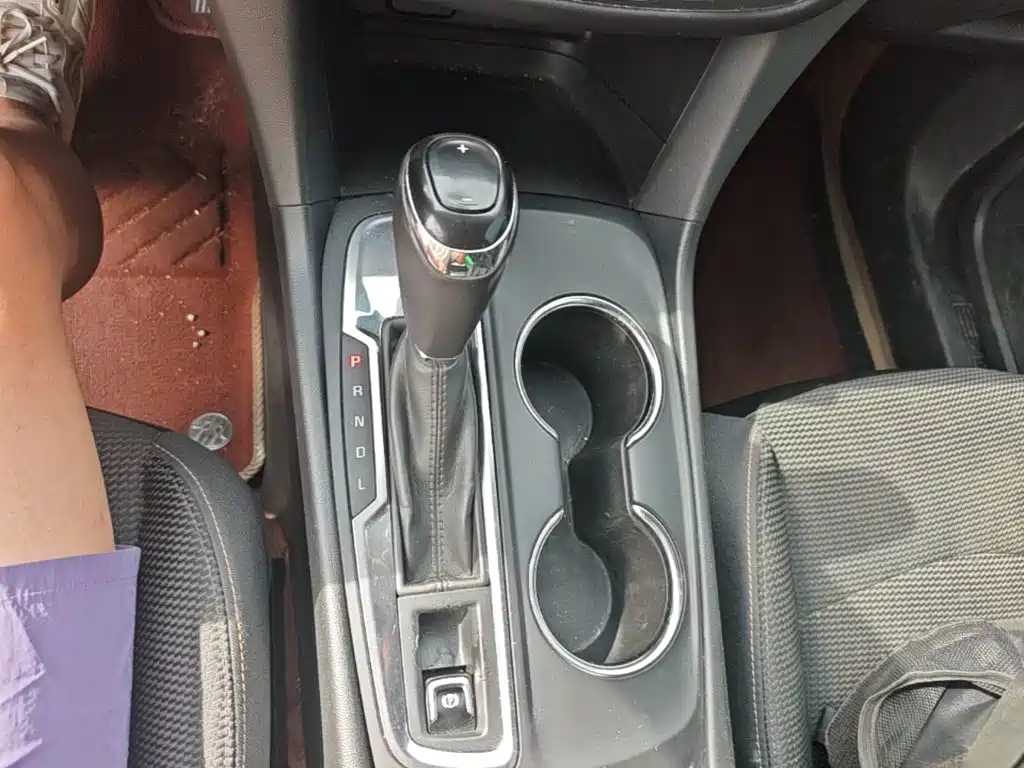Chevrolet Equinox — миниатюра 14