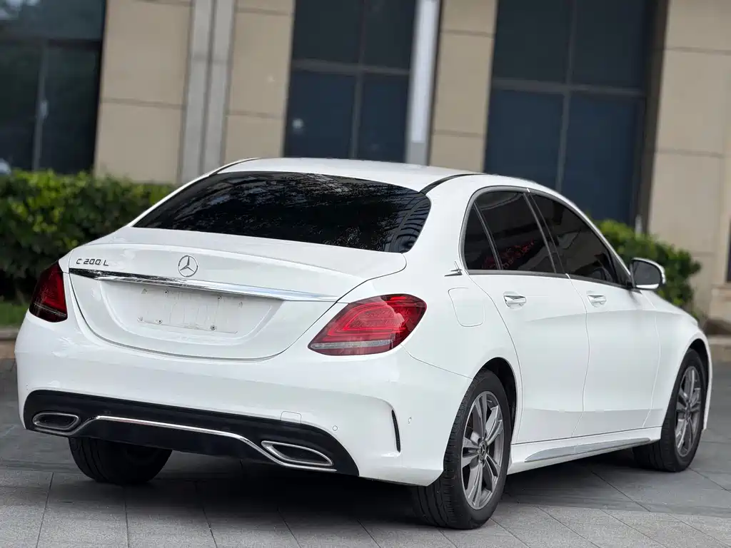 Mercedes-Benz C-Class — миниатюра 9