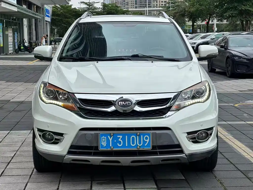 Byd S7 2016