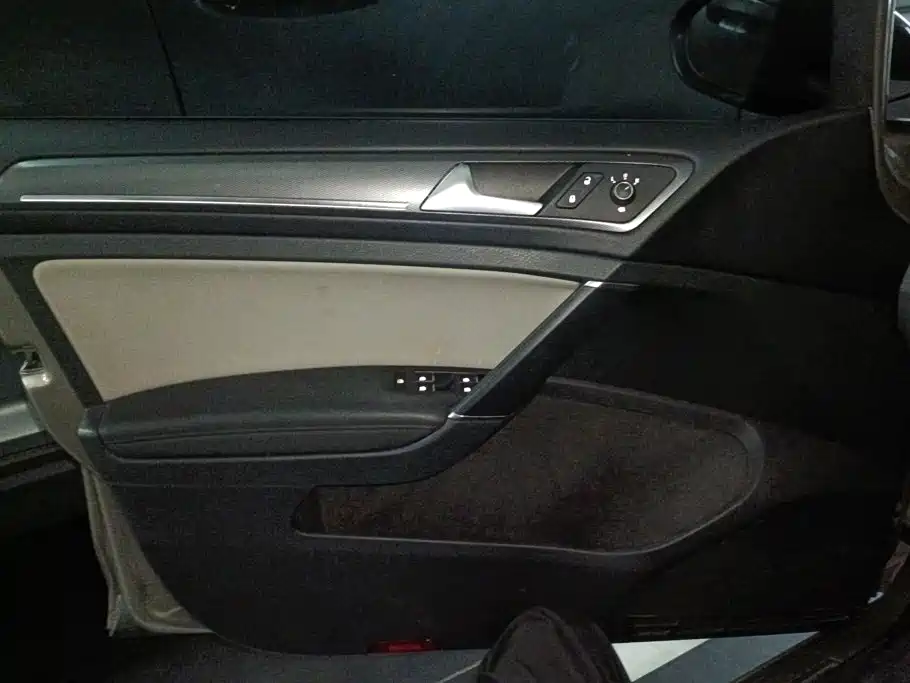 Volkswagen Golf — миниатюра 7