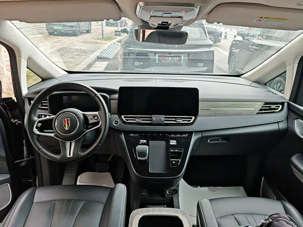 Hongqi Hongqi HQ9 PHEV — миниатюра 10