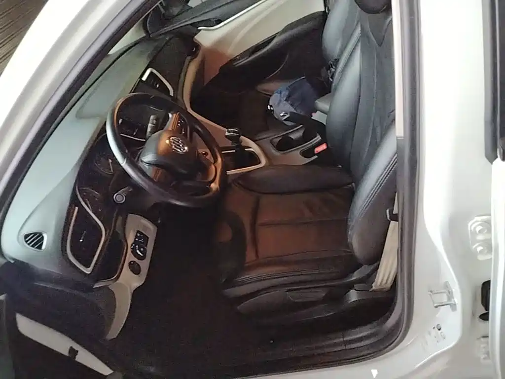 Buick Excelle — миниатюра 14