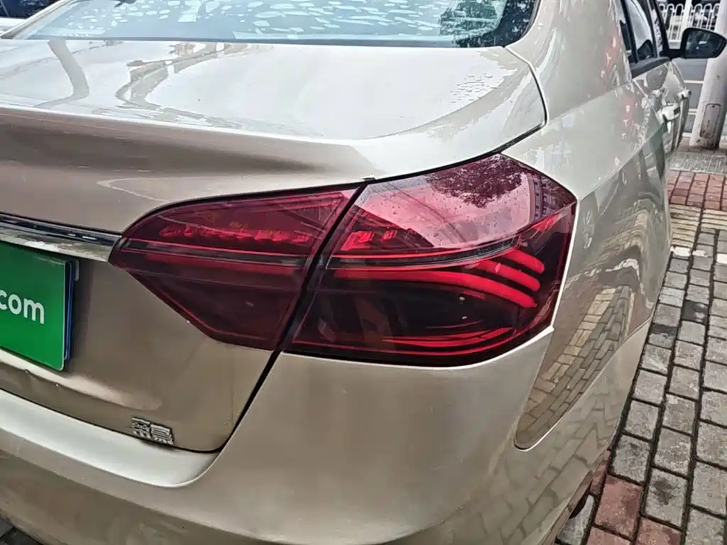 Geely Emgrand — миниатюра 8