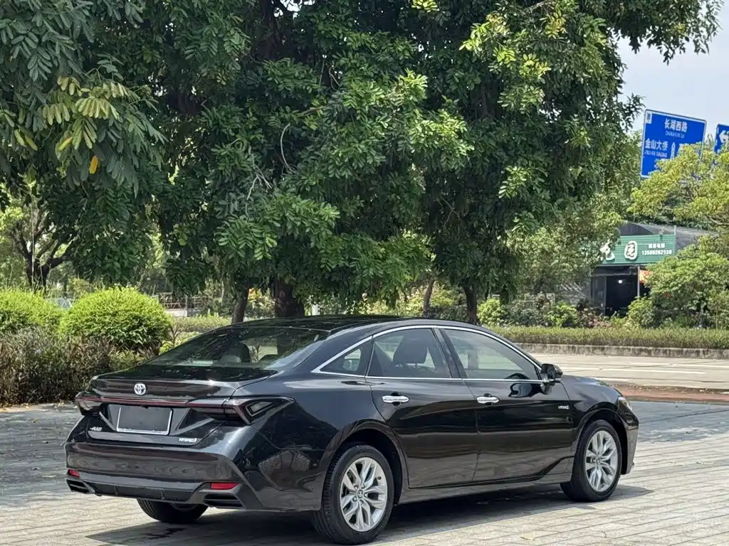 Toyota Avalon — миниатюра 4