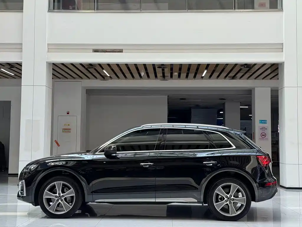 Audi Q5L — миниатюра 8