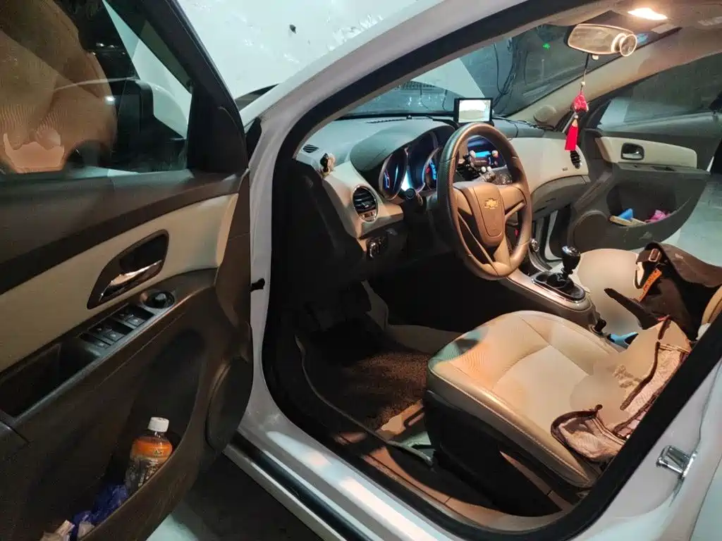 Chevrolet Cruze — миниатюра 12