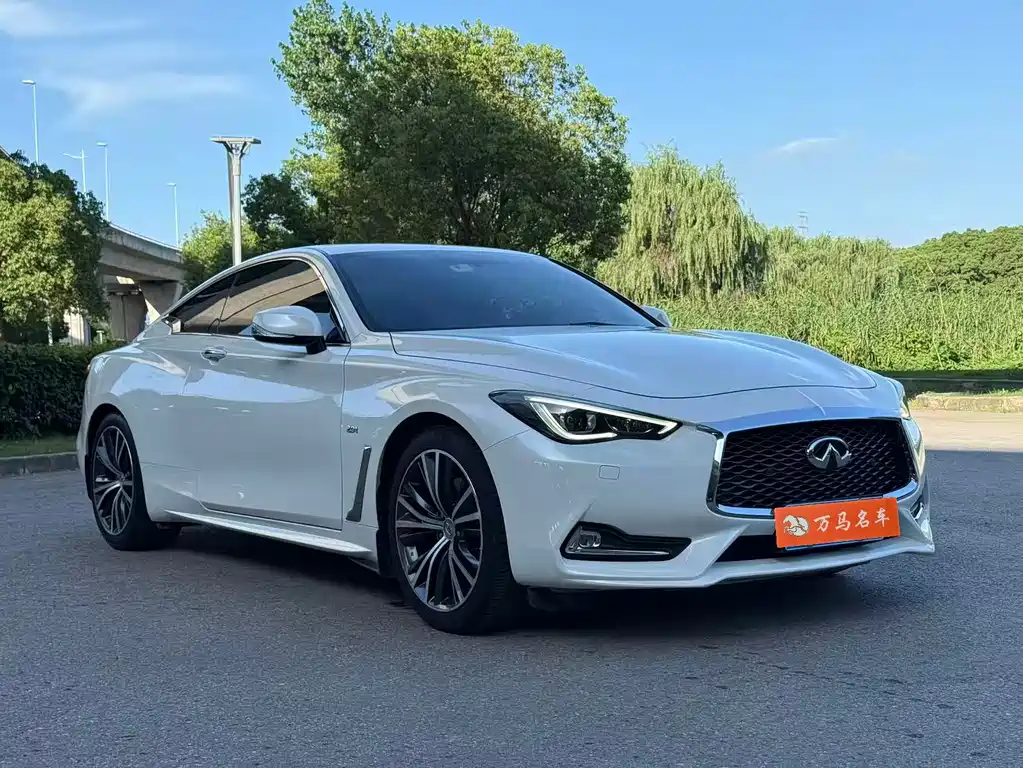 Infiniti Q60 2017 2.0T Luxury