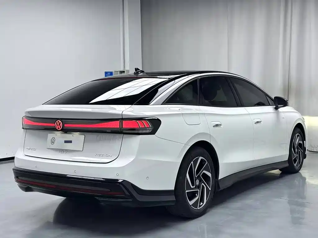 VOLKSWAGEN ID.7 VIZZION