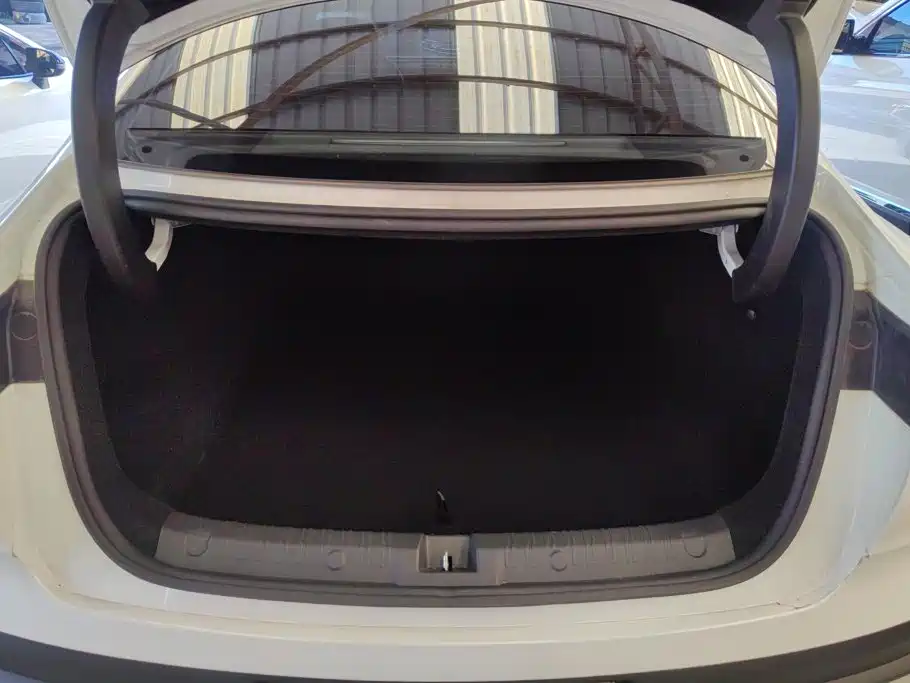 BYD Qin L — миниатюра 4