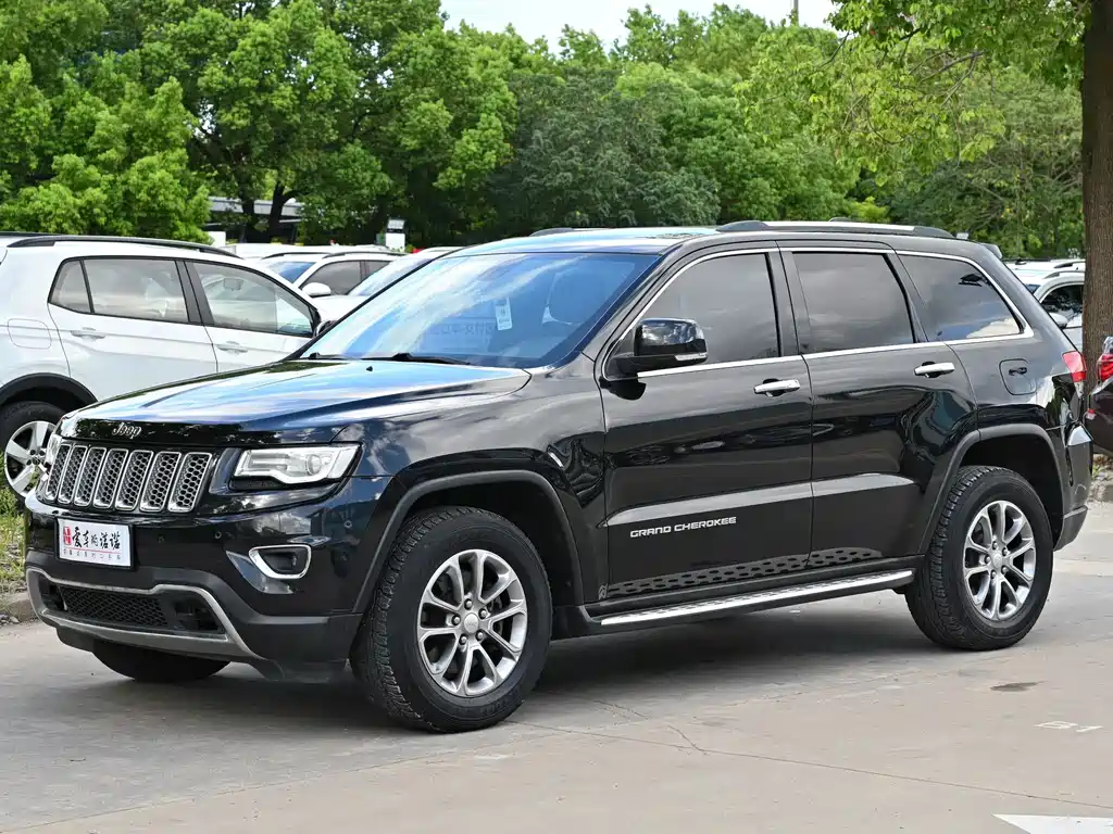 Jeep Grand Cherokee (Import)