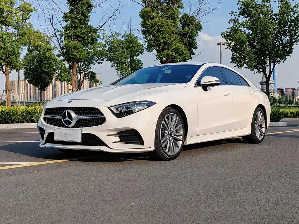 MERCEDES-BENZ CLS