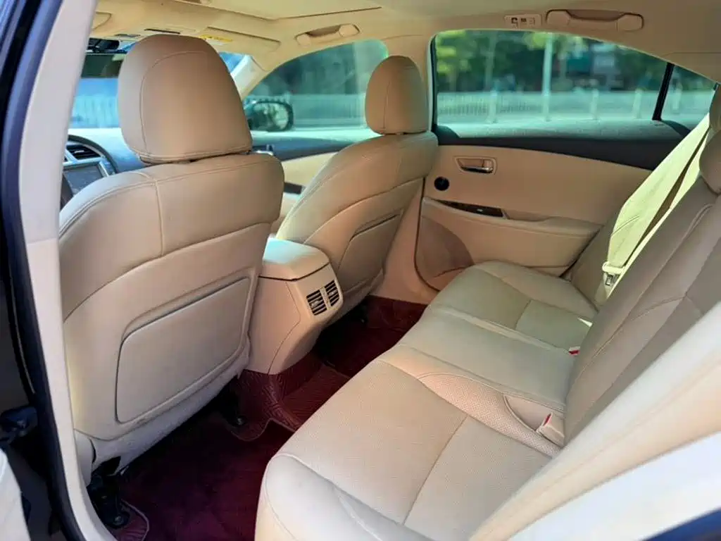 Lexus ES — миниатюра 9