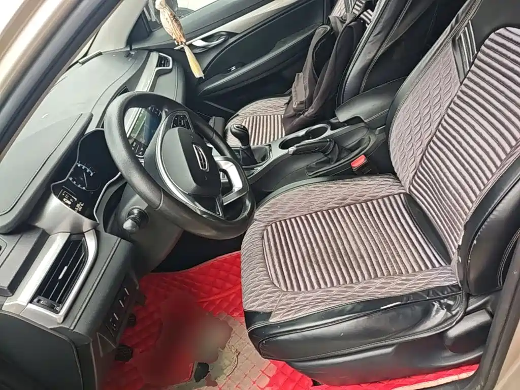 Geely Emgrand — миниатюра 15