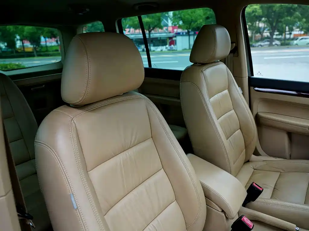 Volkswagen Touran — миниатюра 22