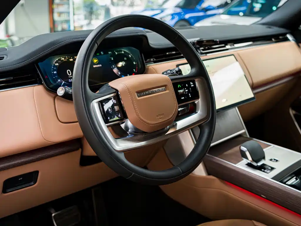 Land Rover Range Rover — миниатюра 3