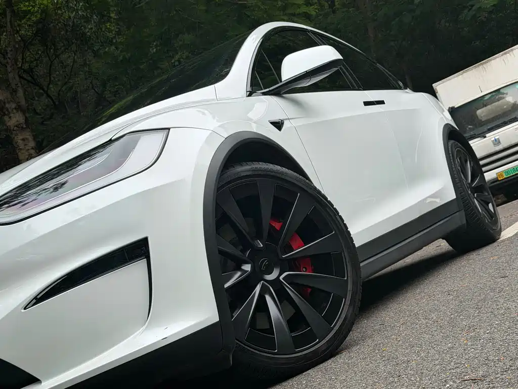 Tesla Model X 2023 Plaid