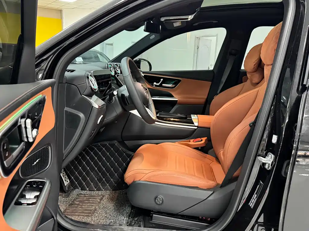 Mercedes-Benz GLC 2025 GLC 260 L 4MATIC