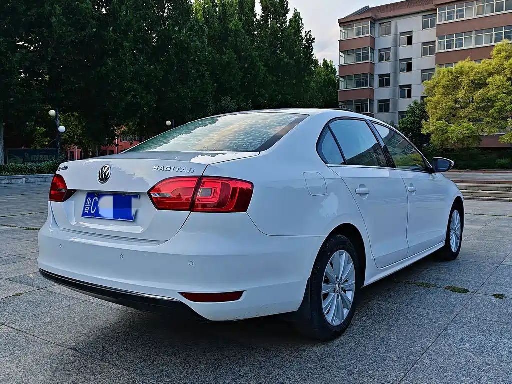 Volkswagen Sagitar — миниатюра 14