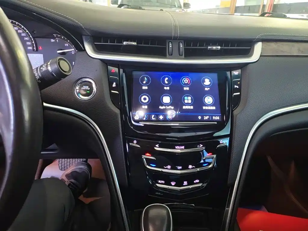 Cadillac XTS — миниатюра 13