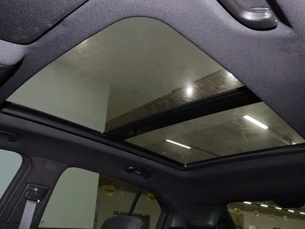 Cadillac XT4 — миниатюра 17