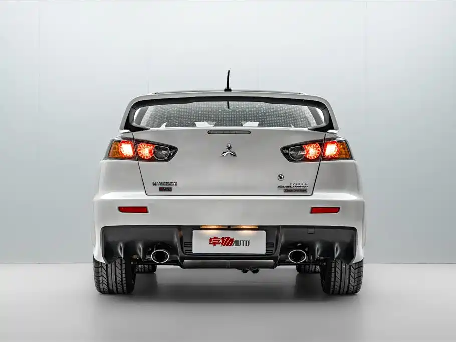 Mitsubishi Lancer — миниатюра 6